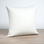 Dekokissen quadratisch in weiß