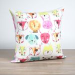 Dekokissen quadratisch in Weiß